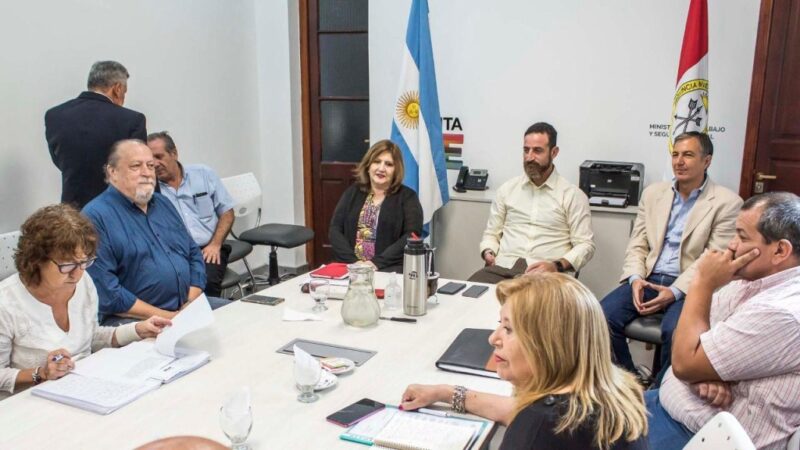 Reprograman la reunión paritaria con el sector docente de Santa Fe