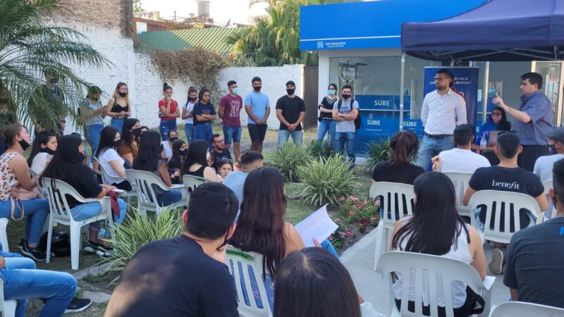 Los cadetes de policía tendrán boleto Educativo Gratuito