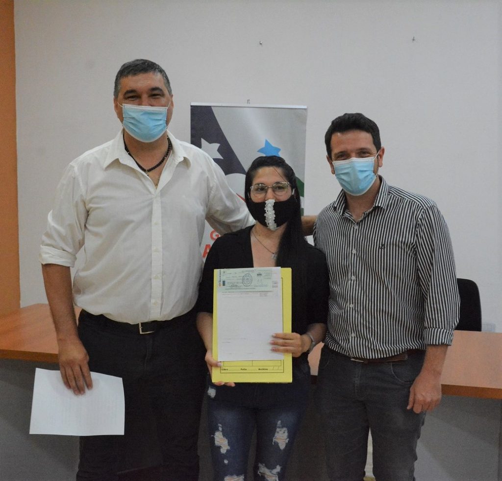 Avellaneda entregó fondos a emprendedores