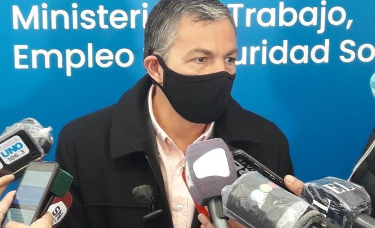 En septiembre convocarán a los gremios  para realizar una revisión de la política salarial