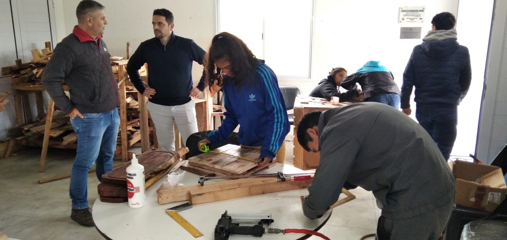 Braidot: «Potenciamos las habilidades de los jóvenes para facilitarle la inserción laboral»