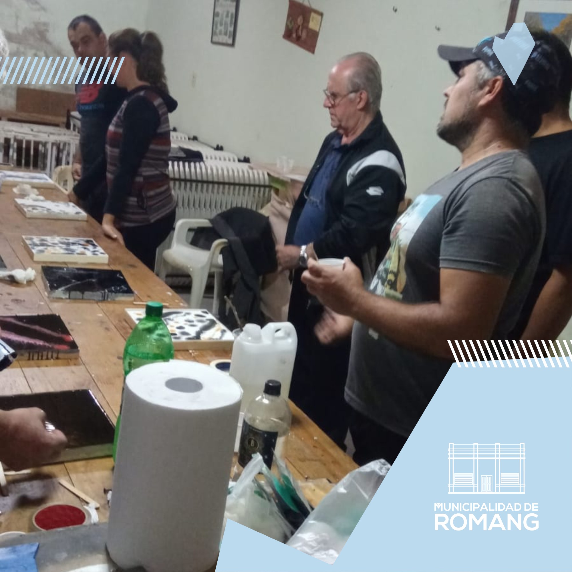 Taller de Resina Epoxi y Porcelanato Líquido