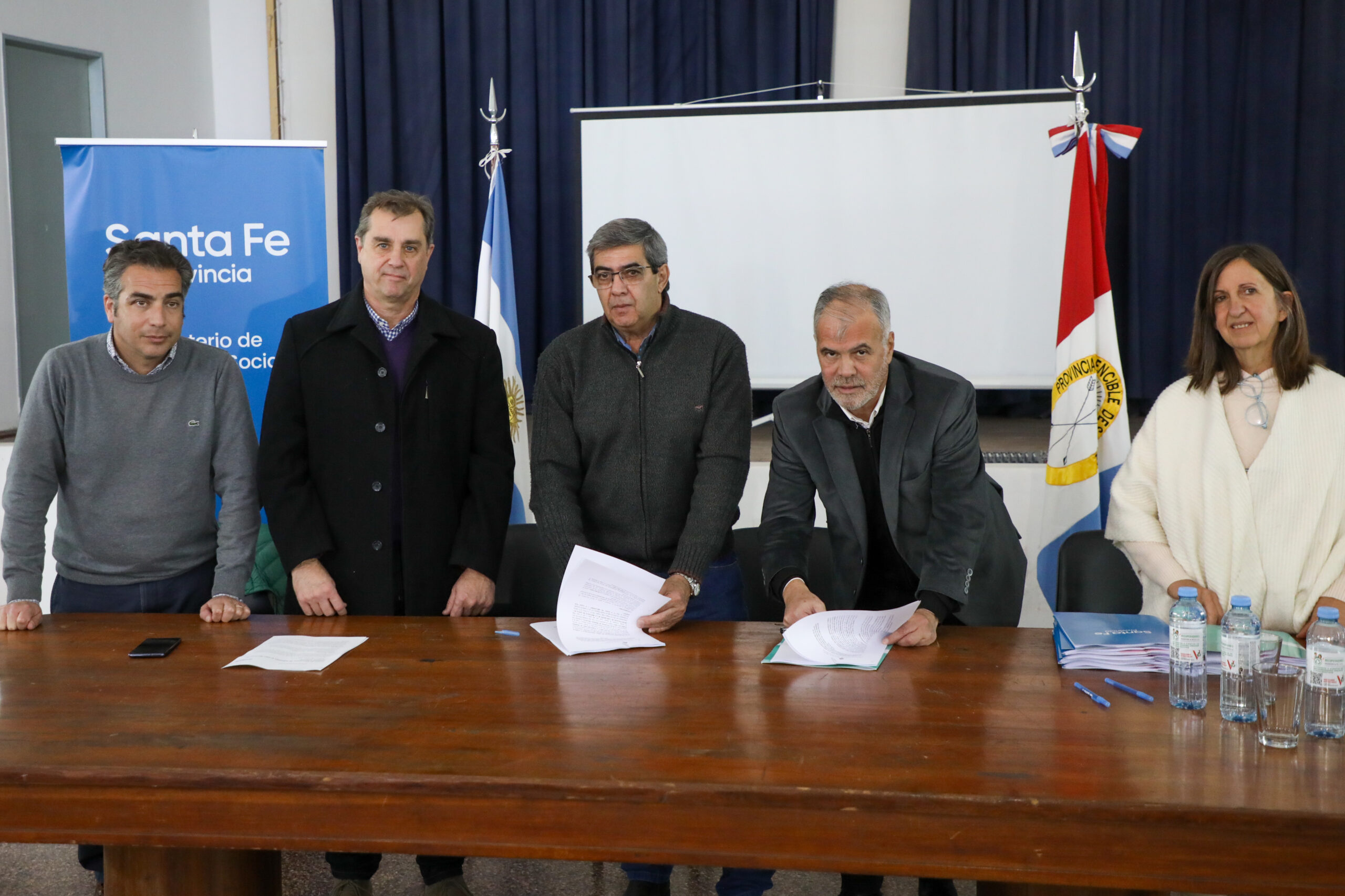 Provincia y Nación firmaron convenios para promoción de derechos de la primera infancia