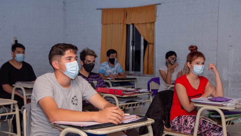 La provincia transfirió más de $185 millones en concepto de becas educativas