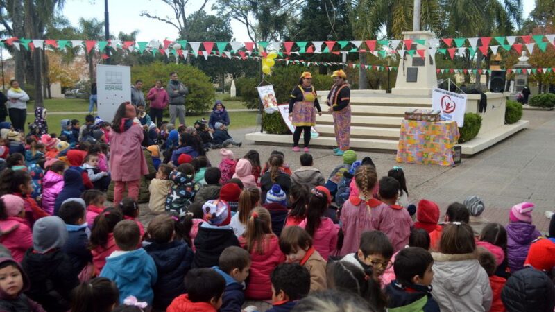 Festejos de jardines de infantes en Romang