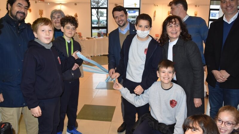 Avellaneda abrió la feria del Libro «leer, creer y soñar»