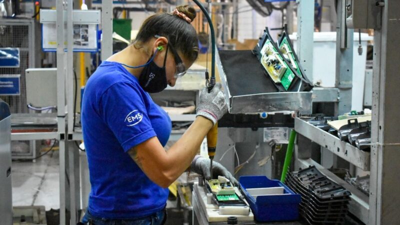 El desempleo, en el nivel más bajo de los últimos seis años