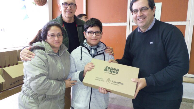 Reconquista recibió netbooks del programa Conectar Igualdad