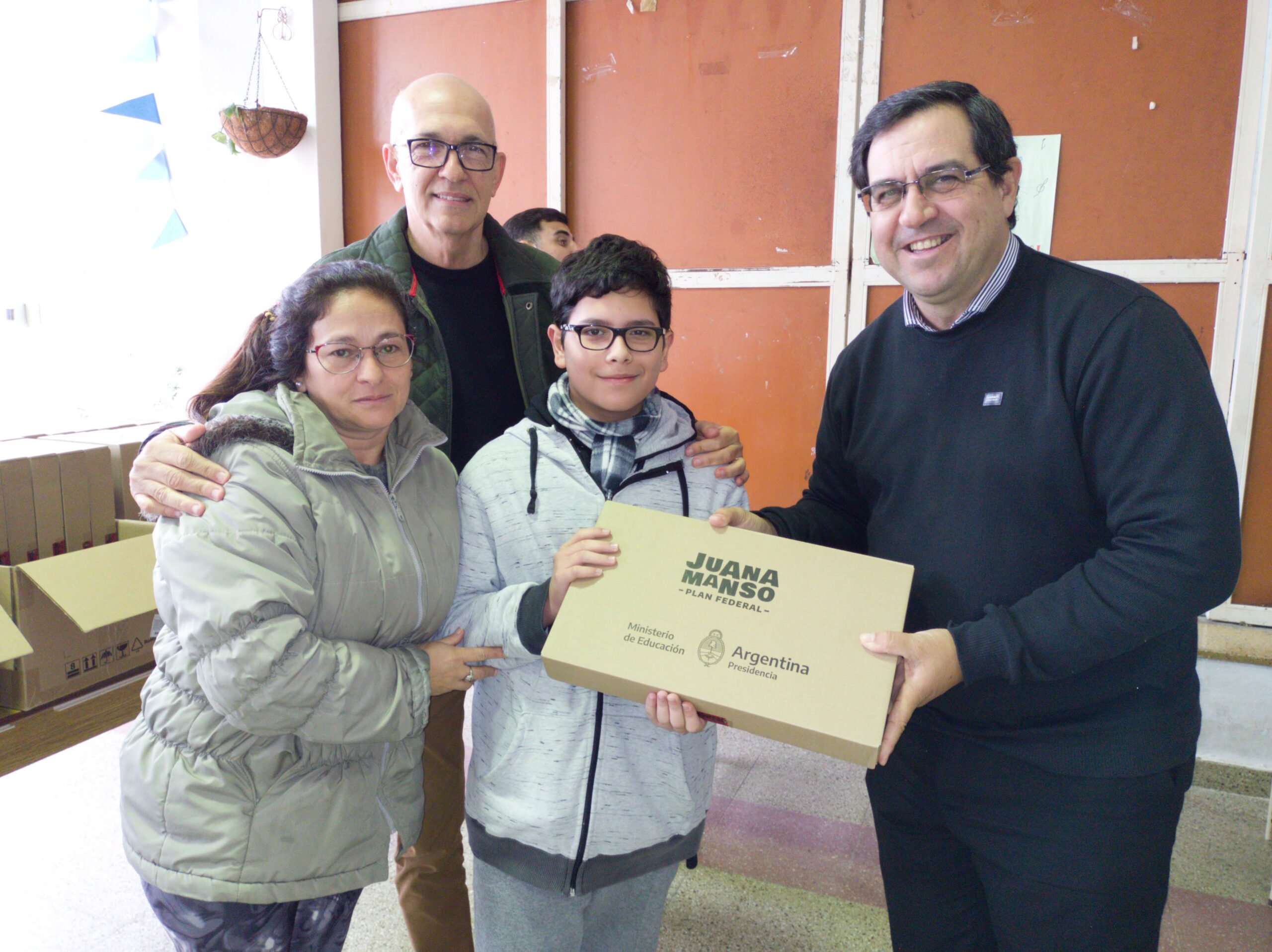Reconquista recibió netbooks del programa Conectar Igualdad
