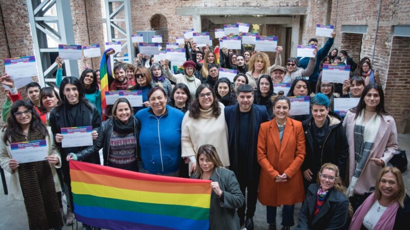 Presentan Red de Acompañantes Territoriales LGBTIQ+