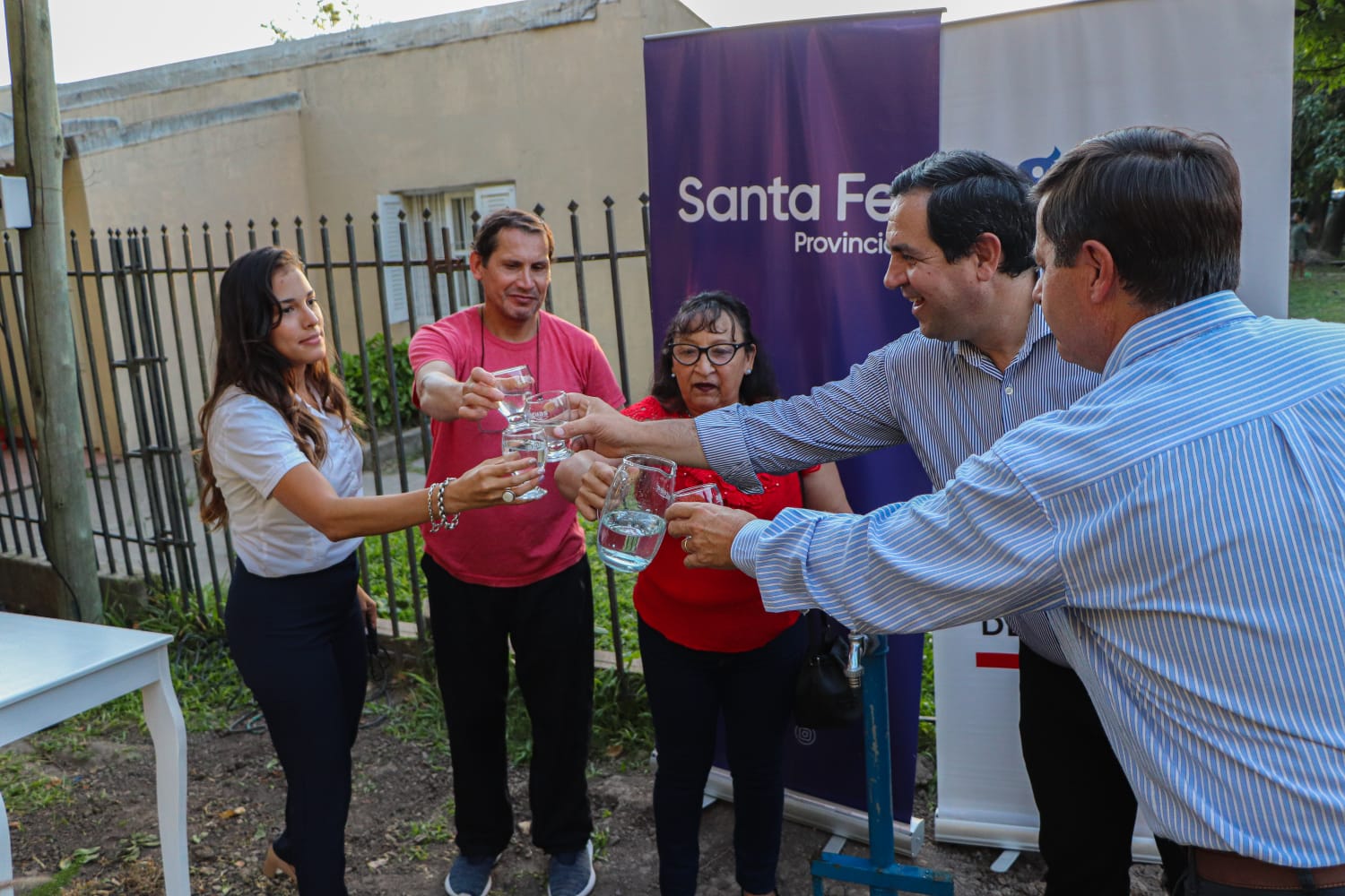 Reconquista: barrio San José se conecta a la red de agua potable