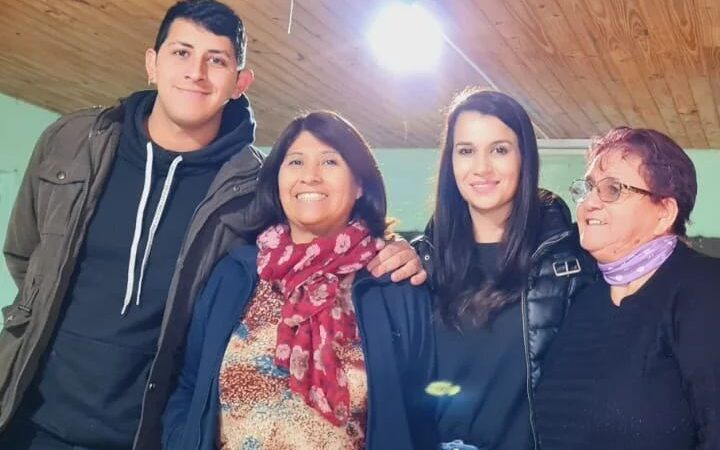 La Diputada Espíndola visitó el costurero de barrio Guadalupe