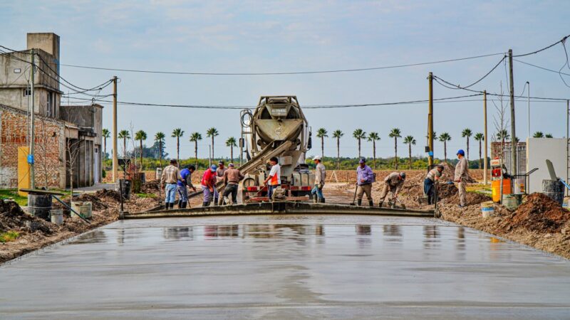 Avanza la pavimentación urbana en Malabrigo