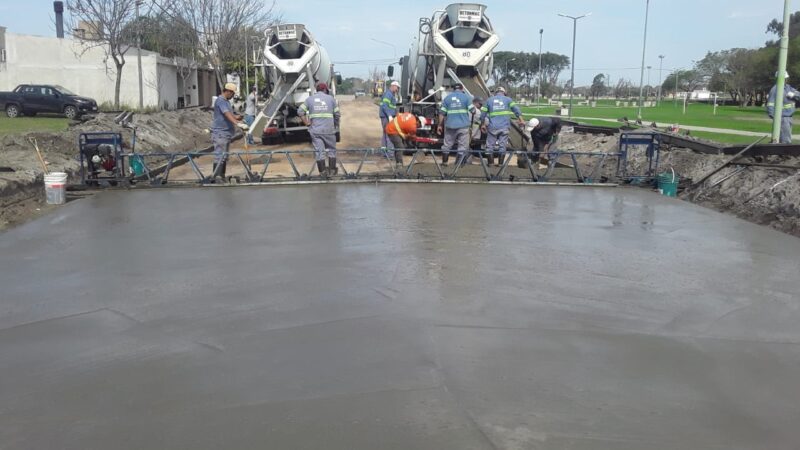 Una nueva cuadra de pavimento en Barrio América de Avellaneda