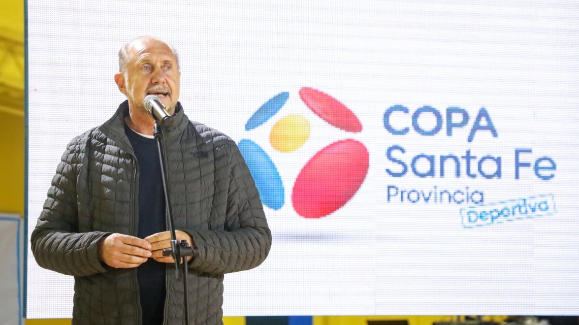 Perotti participó de la presentación de la Copa Santa Fe Provincia Deportiva de Básquetbol