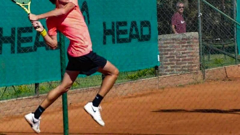 Valentin Capararo representará a Reconquista a Estados Unidos