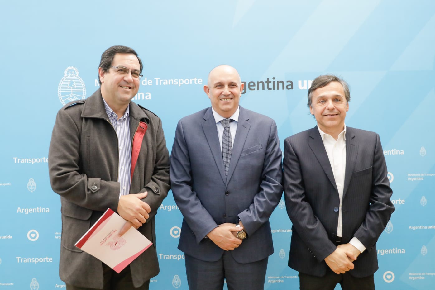 Vallejos gestionó obras y servicios en Casa Rosada