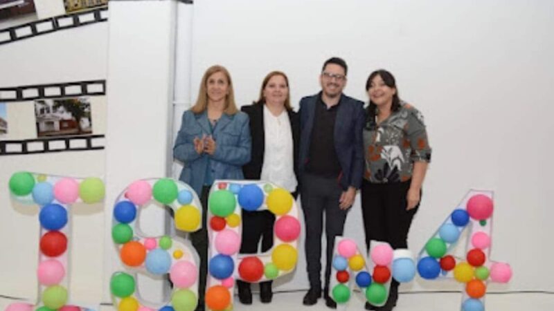 El ISP Nº4 «Angel Cárcano despidió a Isabel del Castillo quien se jubiló con 37 años de docencia