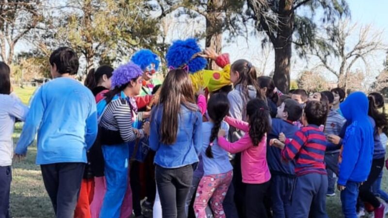 Realizaron actividades en la plaza de Romang