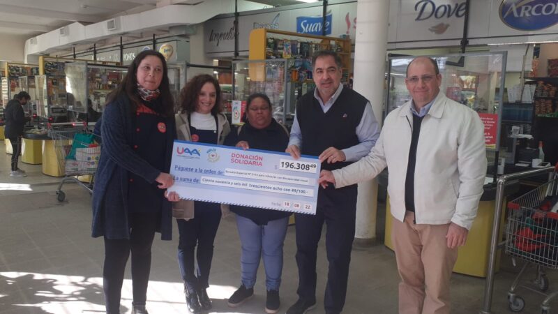 La UAA entregó 196.000 pesos a la escuela de ciegos de Avellaneda