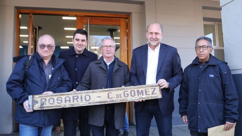 Perotti participa de la inauguración del Tren de pasajeros Rosario-Cañada de Gómez