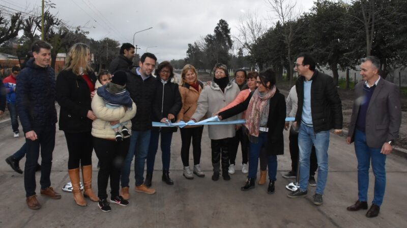 Habilitaron la pavimentación de calle 327 en Barrio Don Pedro de Avellaneda