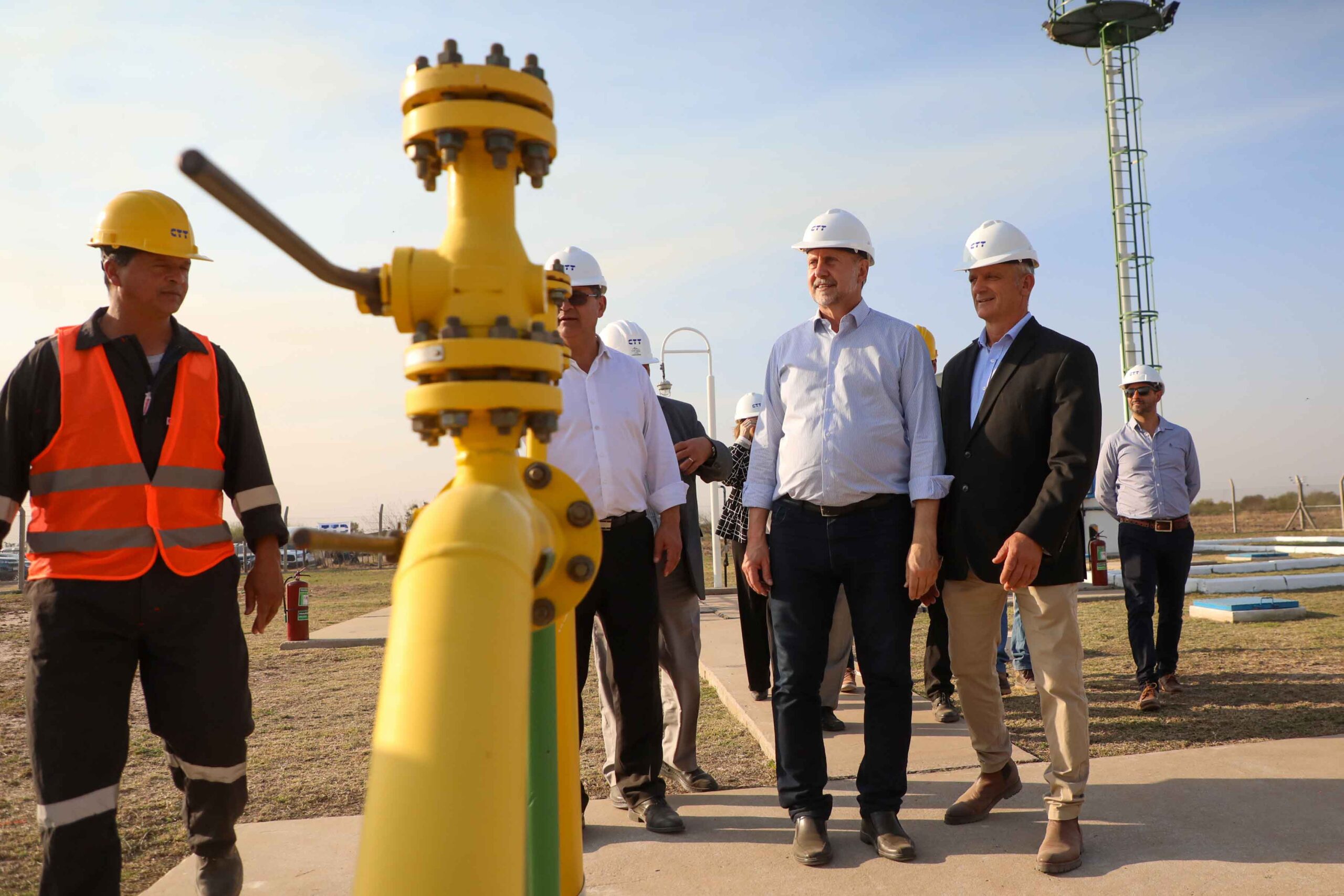 Perotti inauguró la ampliación de la planta de agua potable de Tostado