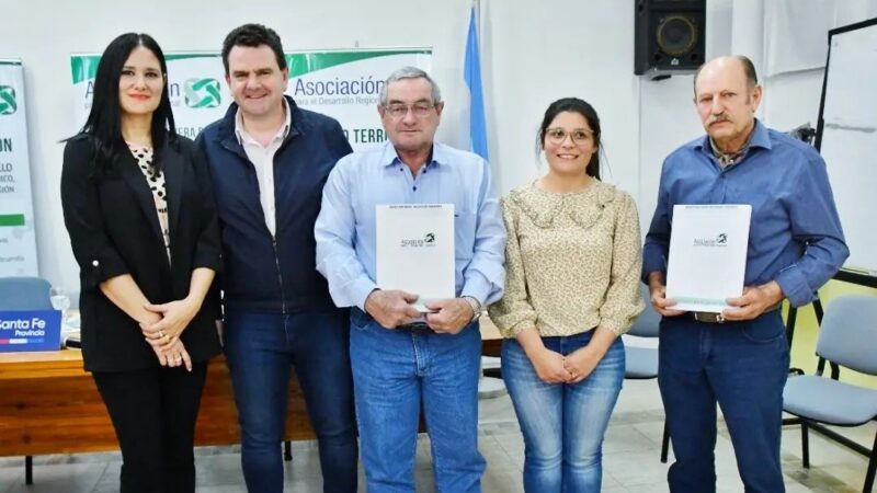 Spontón entregó créditos a productores de Malabrigo