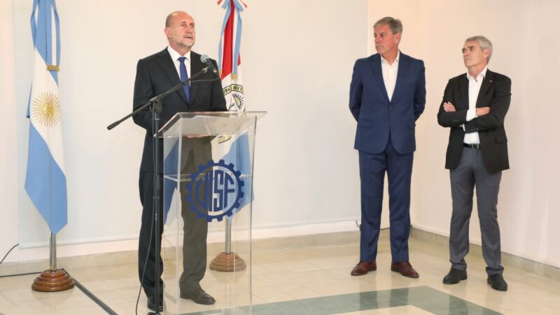 El gobernador participó de la celebración por el 99° aniversario de la Unión Industrial de Santa Fe
