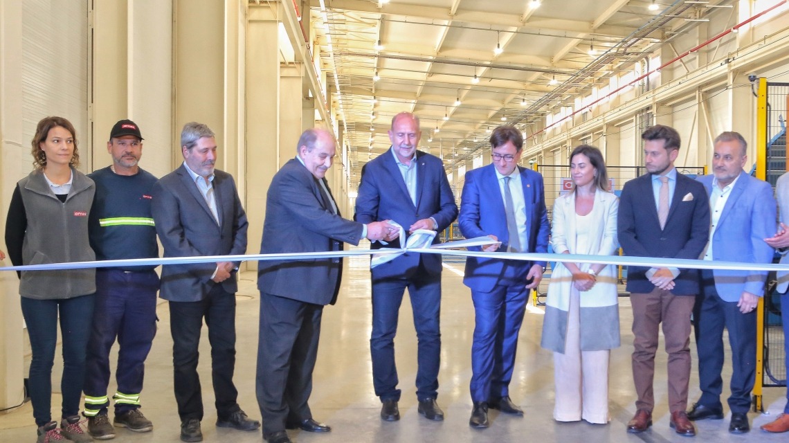 Perotti recorrió la finalización de obra de la nueva Alcaidía de la ciudad de Santa Fe