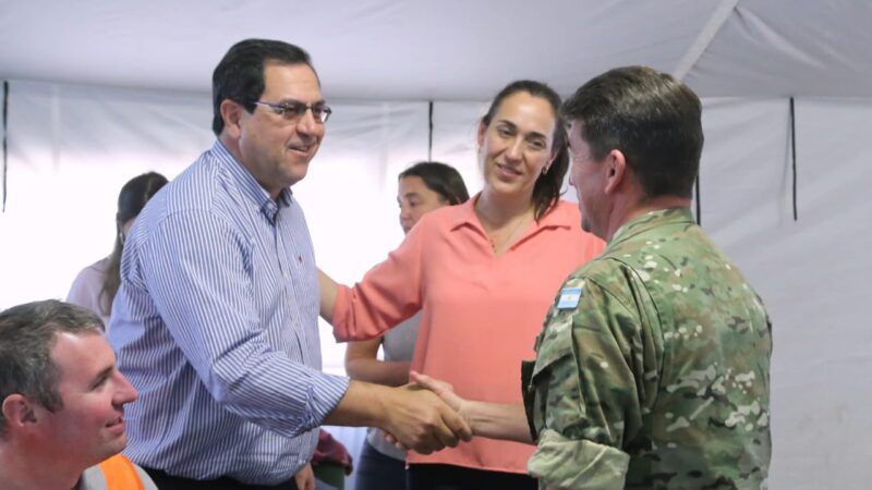 Denuncia por incendios en zona de islas de Reconquista