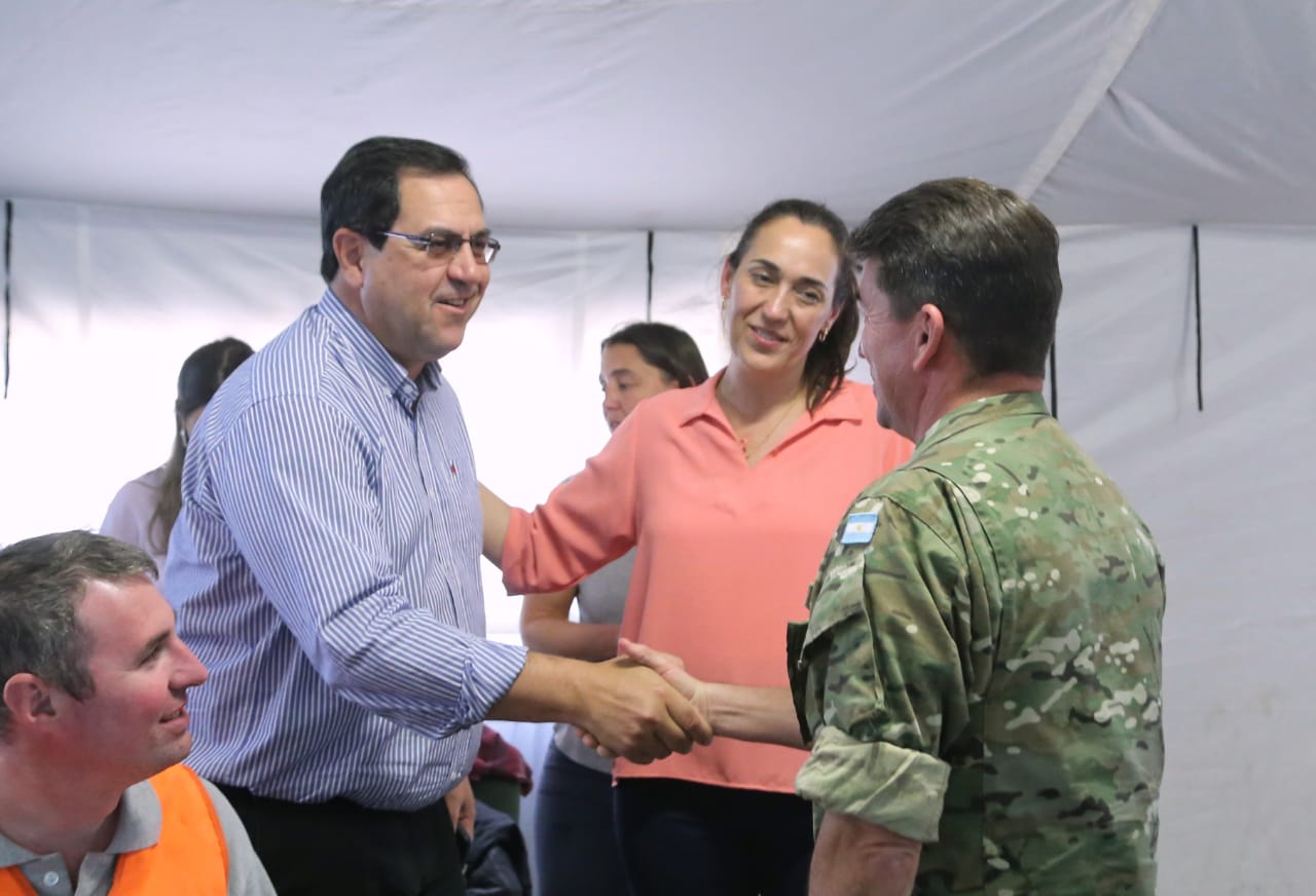 Denuncia por incendios en zona de islas de Reconquista