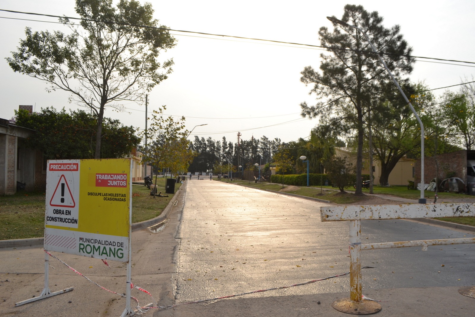 Avanza el pavimento en los barrios de Romang