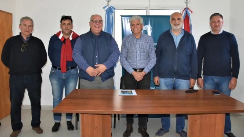 Romang | El Intendente Ramseyer se reunió con funcionarios de ENOSA