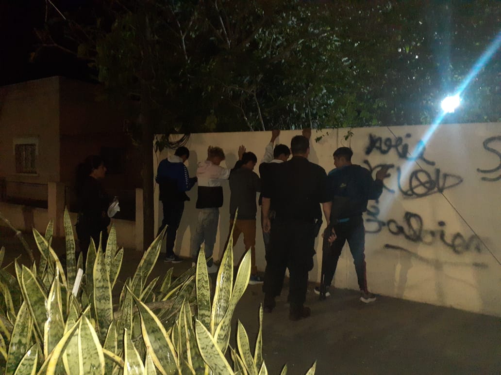 Detienen a menores por actitud sospechosa en Avellaneda