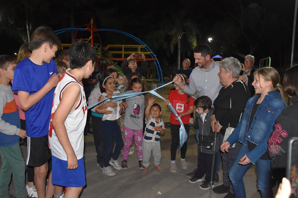 Remodelaron la plaza de los colonizadores en Avellaneda