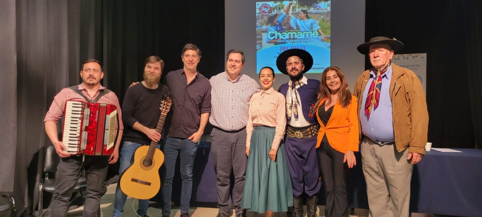 Reconquista con acordeonas y un rasguear chamamecero