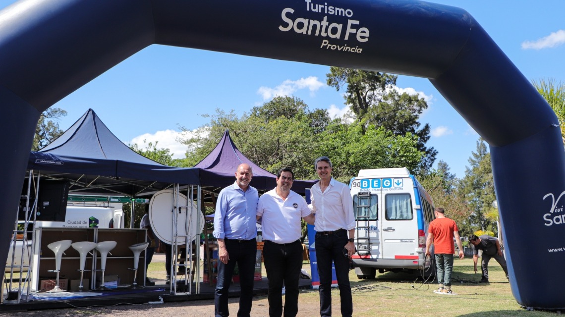 El gobernador Perotti participó del inicio del Rally del Jaaukanigás