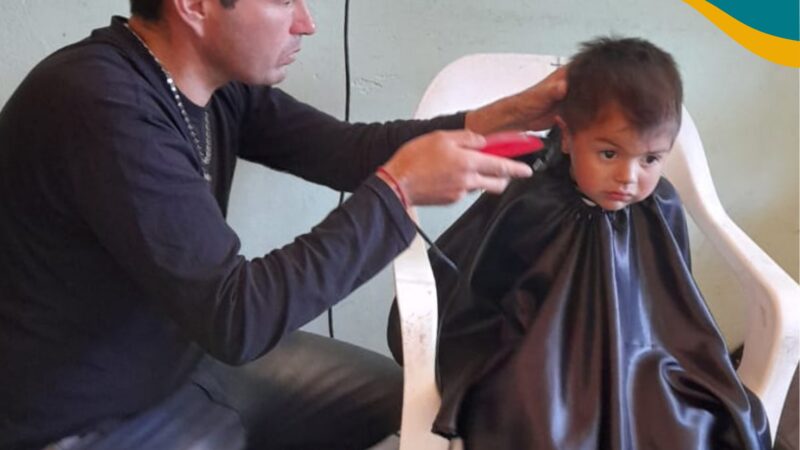 [SERVICIOS] Hacen corte de pelo gratis en El Gusano