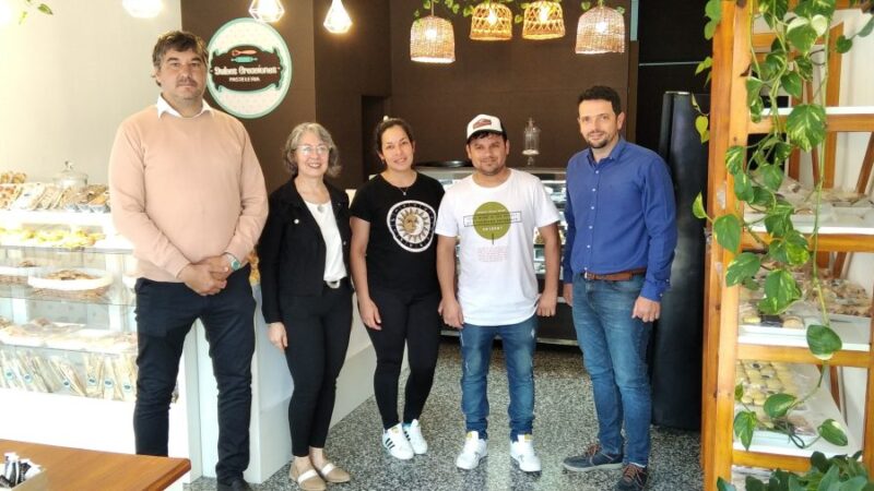 Avellaneda felicita a los dueños de las nuevas panaderías y cafeterías