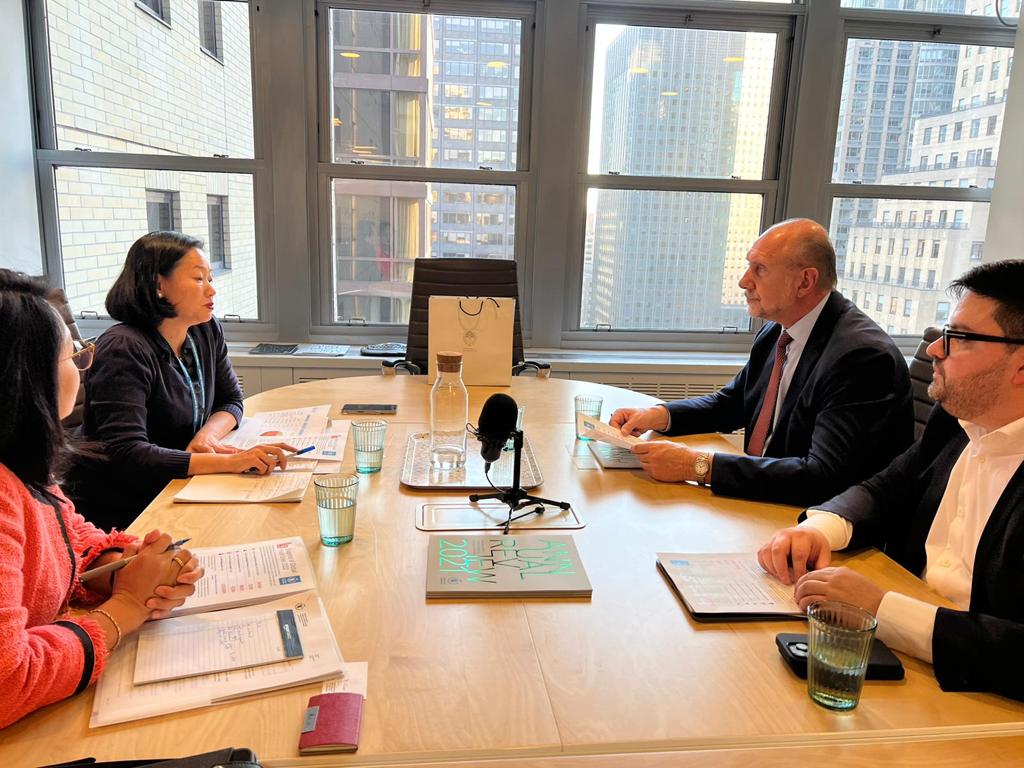 El gobernador Perotti se reunió con Naciones Unidas para hablar de la provisión de alimentos