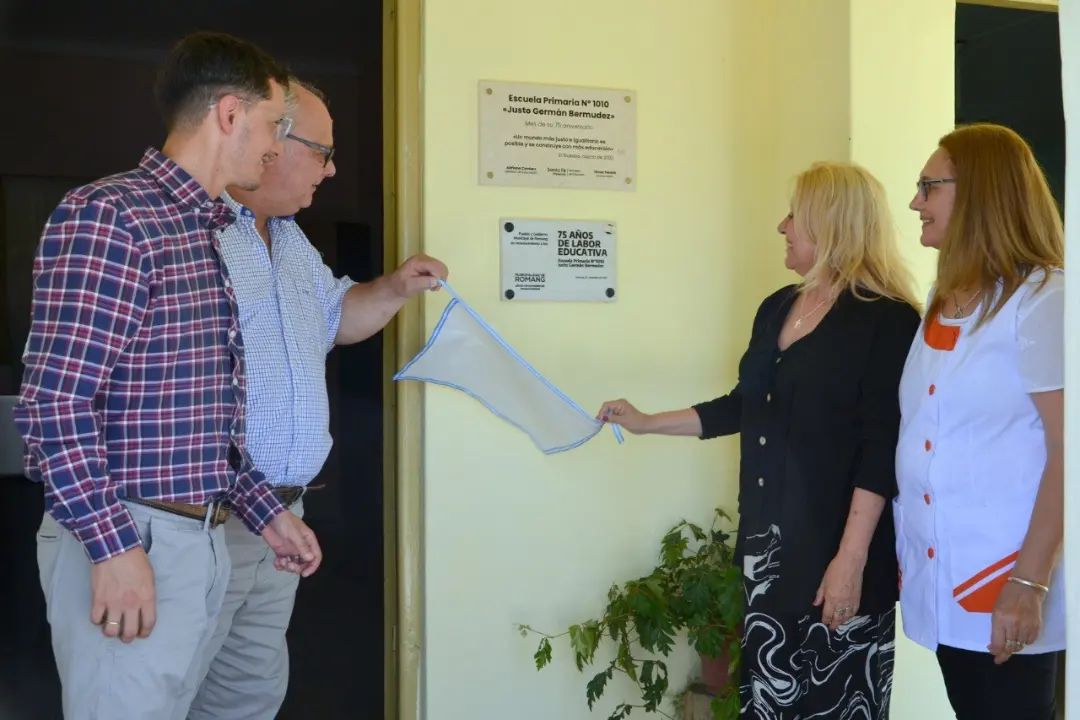 Ramseyer en el 75° aniversario de la Escuela Primaria N°1010