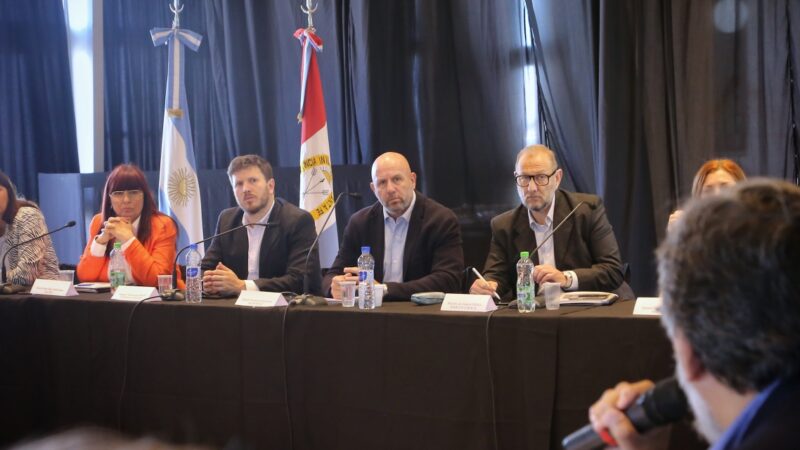 Arena y Corach participaron de una reunión de la Comisión de Libertad de Expresión de Diputados