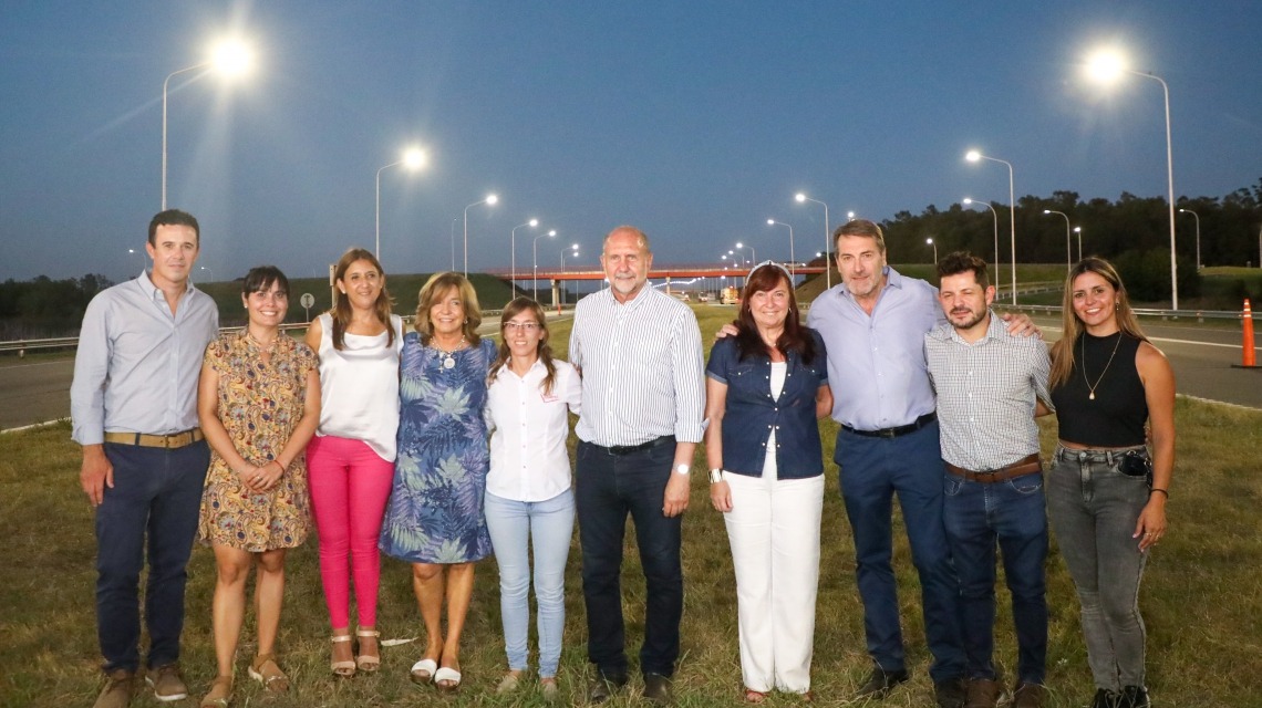 Perotti inauguró las obras de iluminación en el tramo puente Río Salado – Autovía RN 19