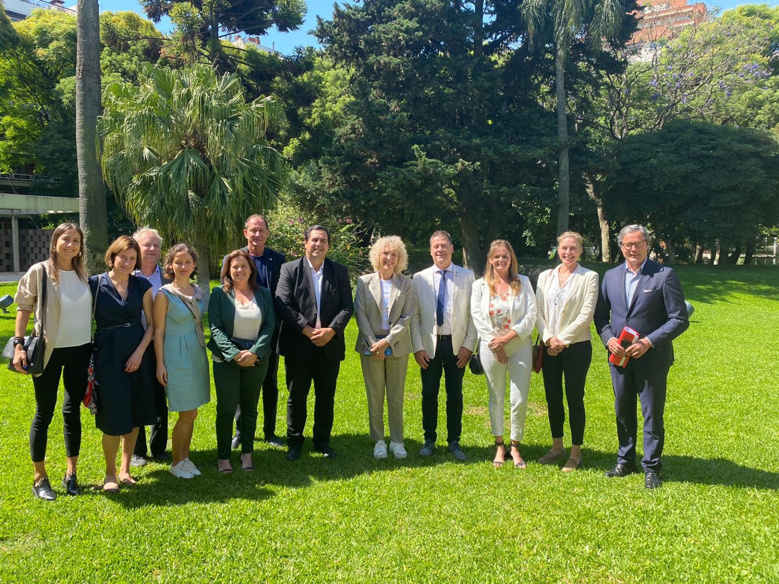 El Intendente Vallejos se reunió con autoridades Alemanas