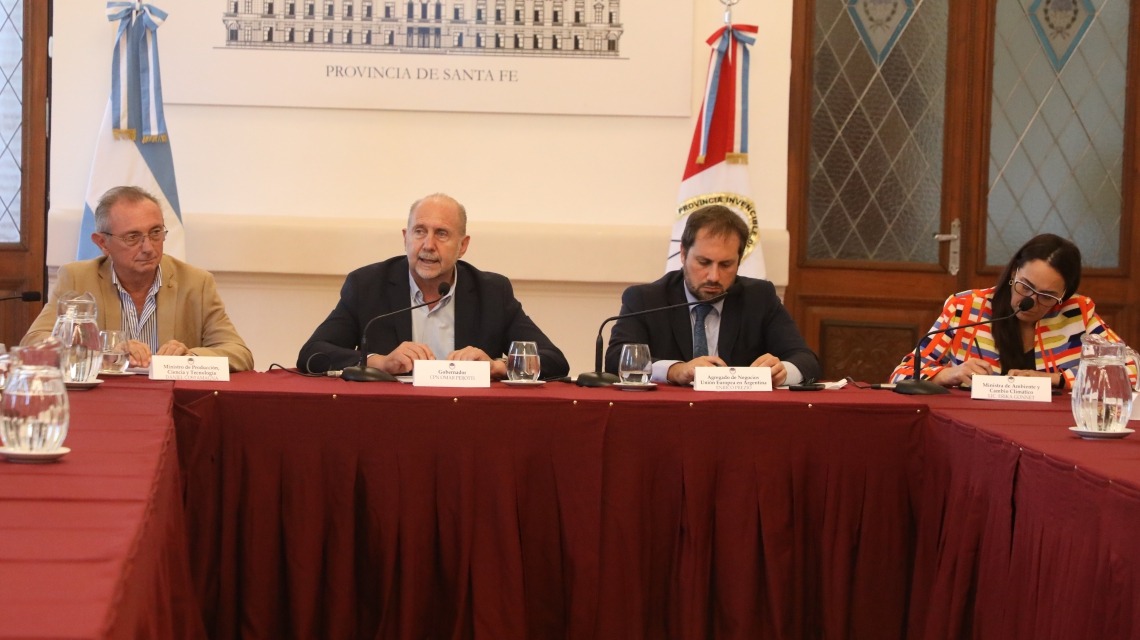Perotti presentó un programa para fortalecer la cadena cárnica santafesina en Europa