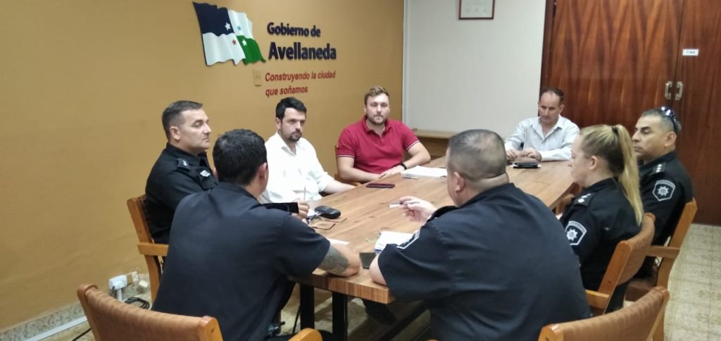 Programan operativos de seguridad en Avellaneda