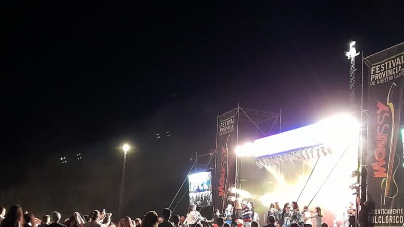 Fiesta regionales | Exitoso festival «Nuestro Canto» en Moussy