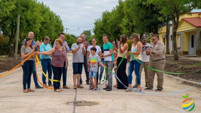Habilitan una nueva cuadra de pavimento en Malabrigo