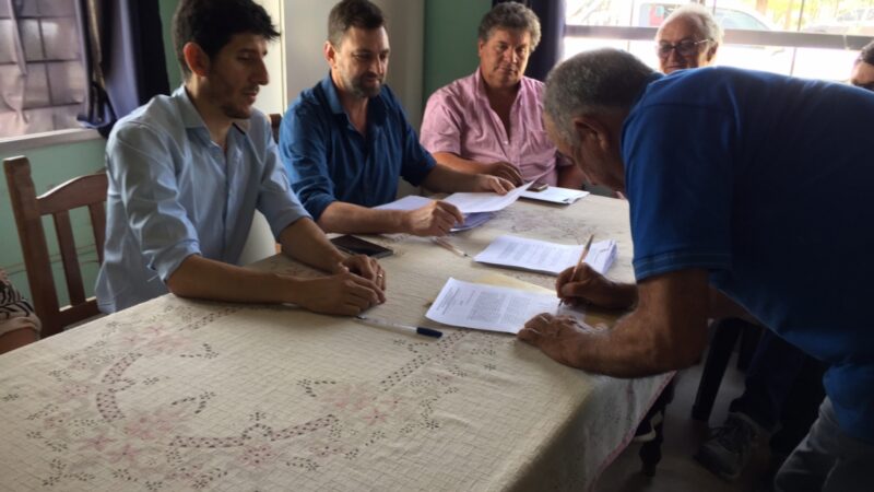 Sequía | Entregaron créditos a productores de Tostado